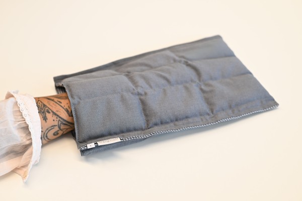 ErgoComfort Hand,-Fußkissen mit Amaranthfüllung