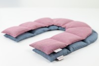 Schulterkissen mit Rapssamenfüllung Schulterkissen mit Rapssamenfüllung