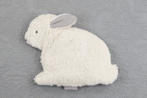 Kinderkissen Hennes der Hase mit Traubenkernfüllung - Bio Plüsch